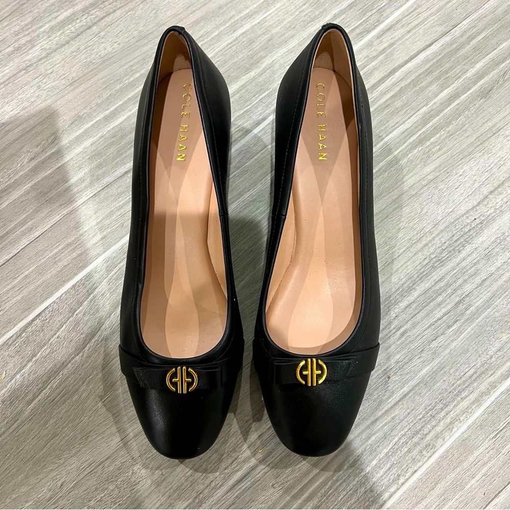 Cole Haan Black Leather Loafers with Gold Accent :) - Picture 5 of 5